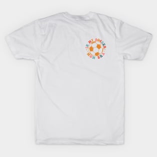 In My Soccer Mom Era Retro Groovy Soccer Mama Sports Parent T-Shirt